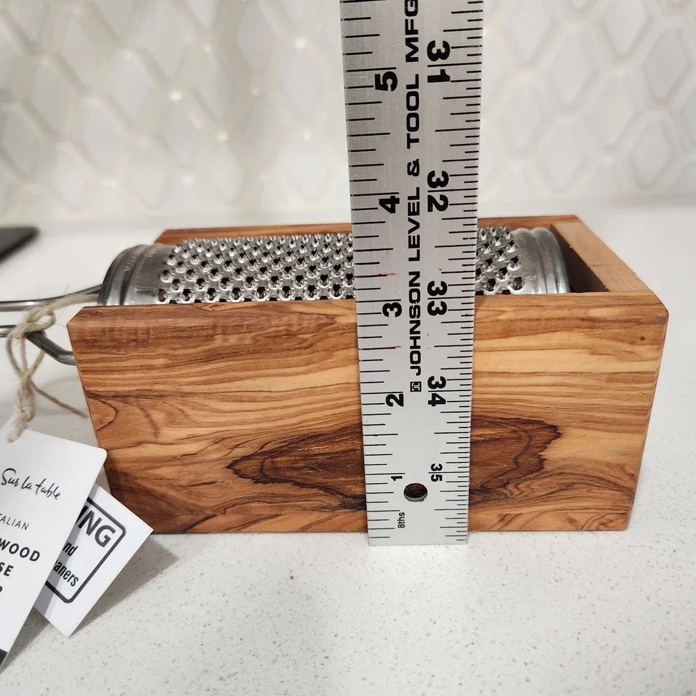 New Handcrafted Italian Olivewood‎ Cheese Grater By Sur La Table Rustic Durable